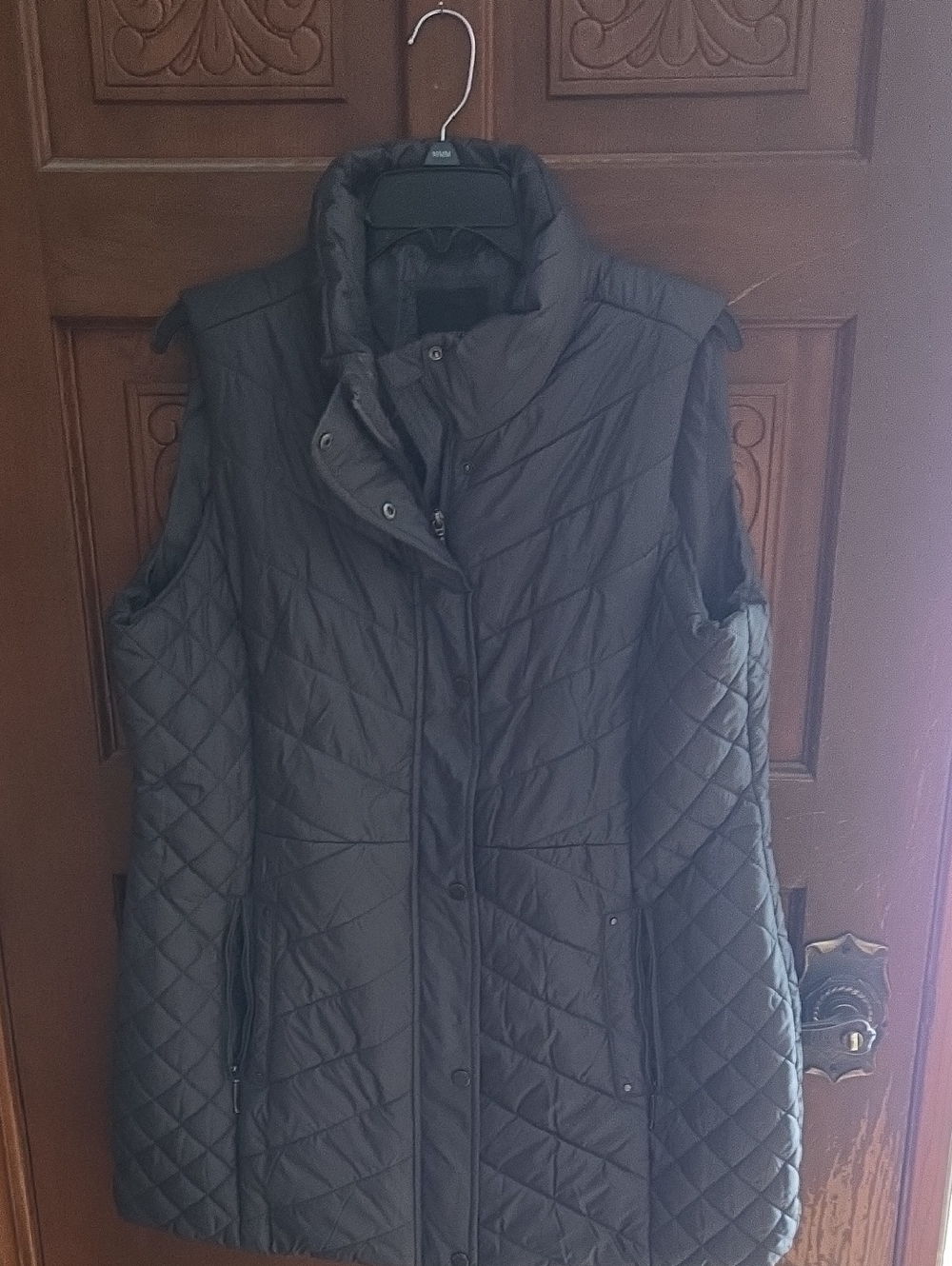 Weatherproof Quilted Sleeveless Vest in Dark Gray
